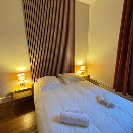 Cathedrale Et Beffroi A 180 Netflix - Parking Apartment Amiens Exterior photo