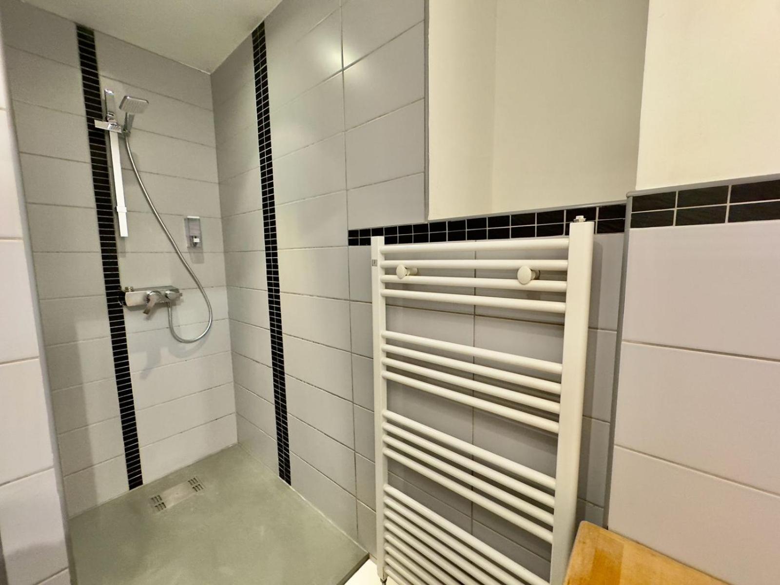 Apartment Cathedrale Et Beffroi A 180 Netflix - Parking